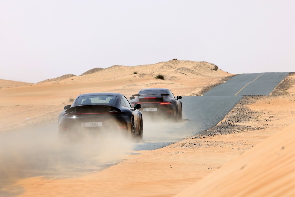 Testy hybrydowego Porsche 911