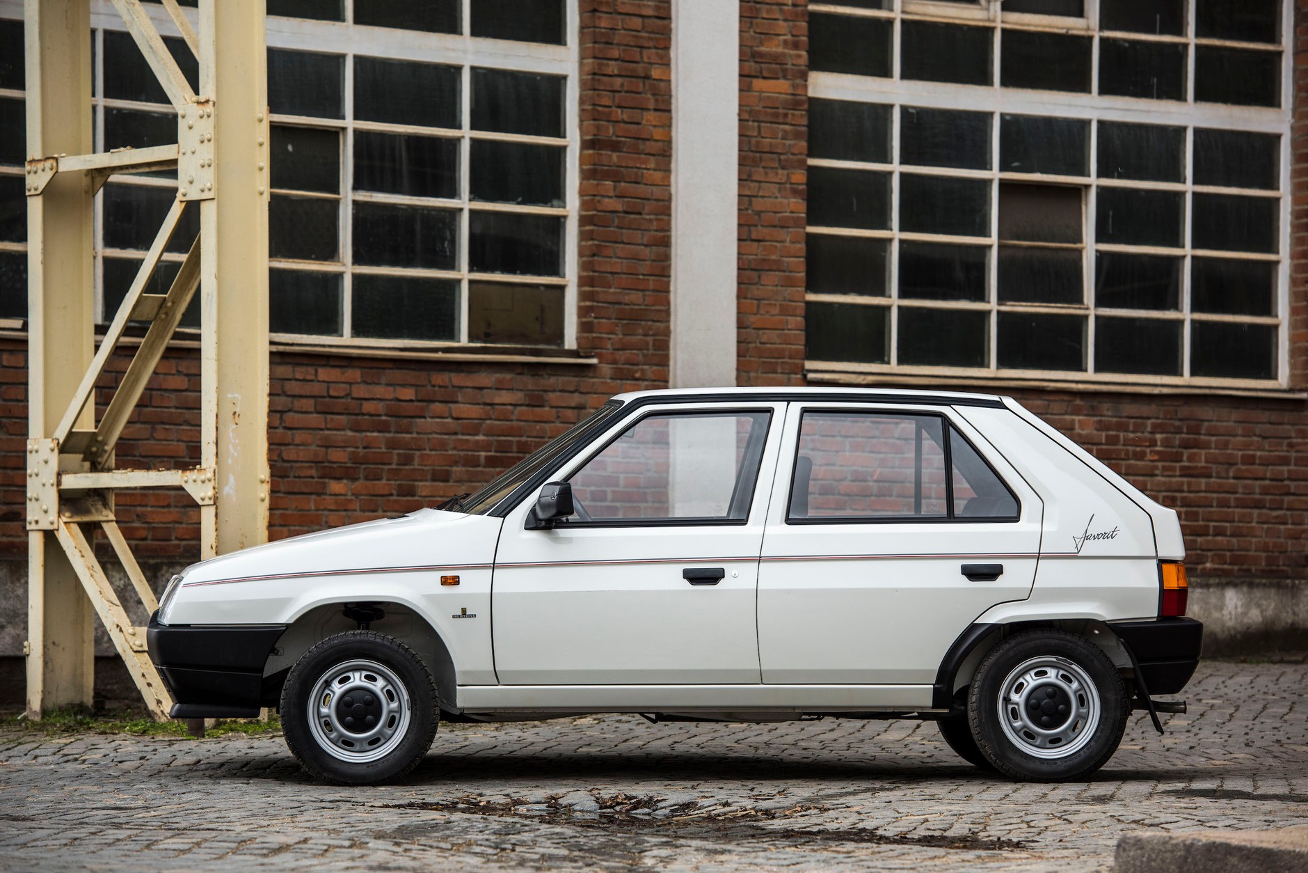 Najlepiej zachowana Skoda Favorit na świecie