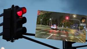 Czy policjant dostanie mandat? Kierowca radiowozu nagrany w jednoznacznej sytuacji