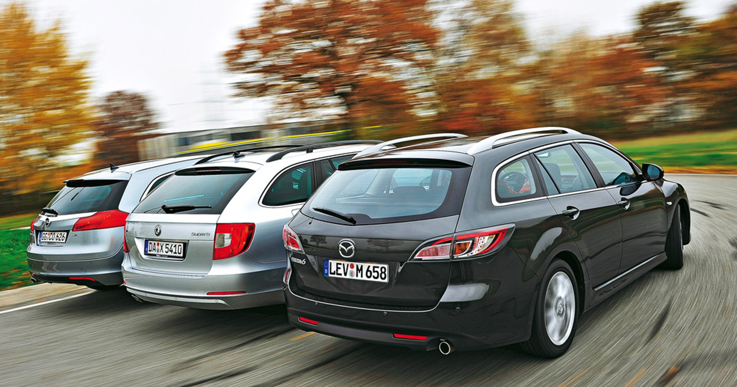 Mazda 6 kontra Skoda Superb i Opel Insignia: czy kombi może być luksusowe?