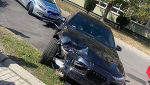 Pijackie wyczyny kierowcy BMW. Uszkodził 6 zaparkowanych samochodów