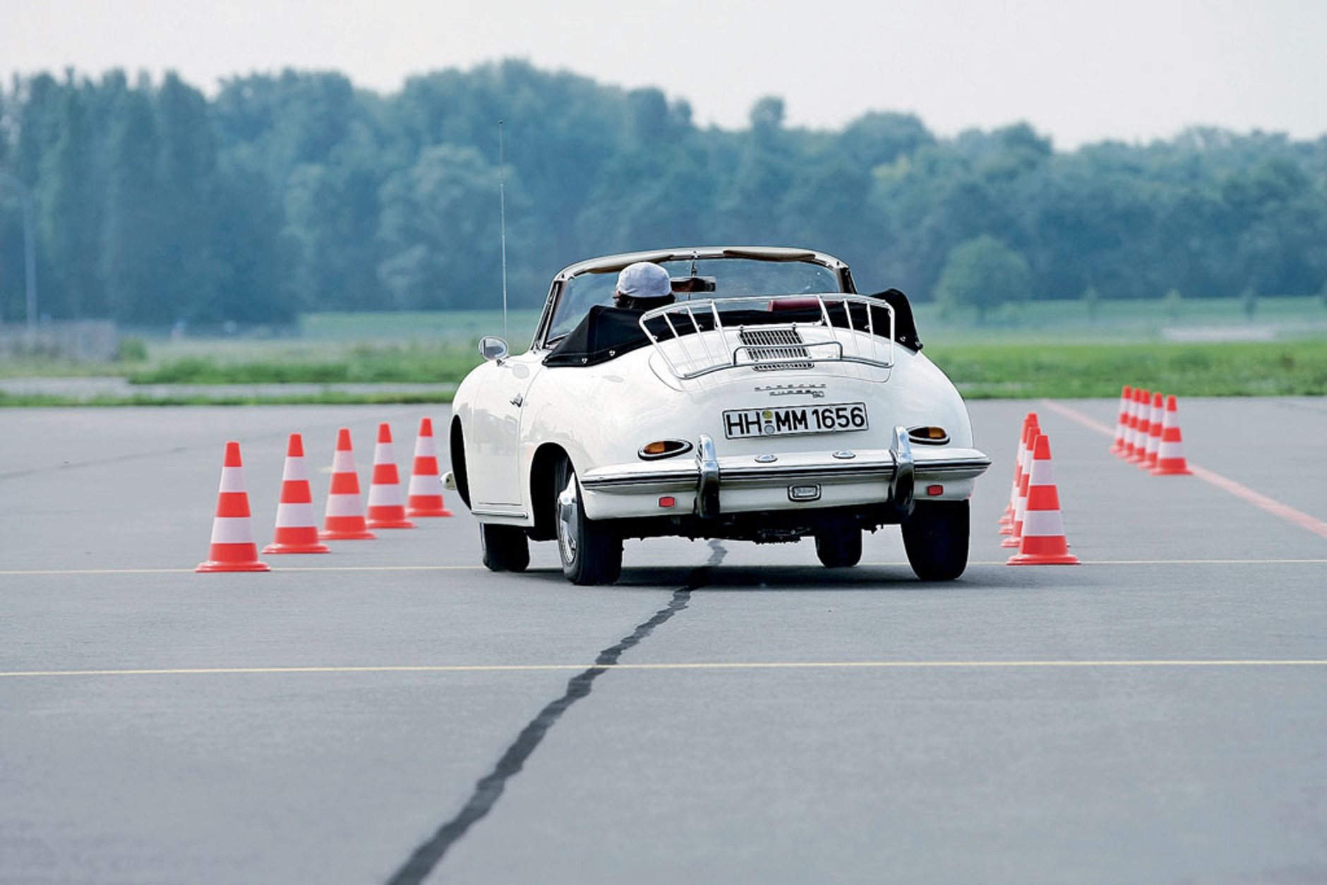 Mercedes 190 SL kontra Porsche 356 B - elegancja kontra ambicja