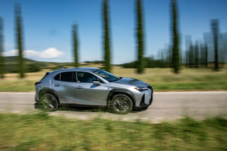 Lexus UX