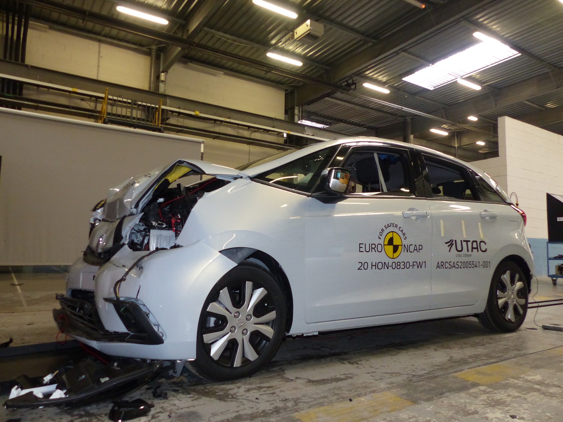 Euro NCAP – Honda Jazz i Mazda MX-30 zdały test na piątkę