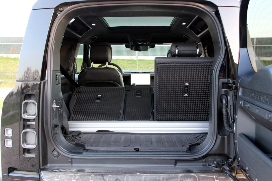 Land Rover Defender 90 V8