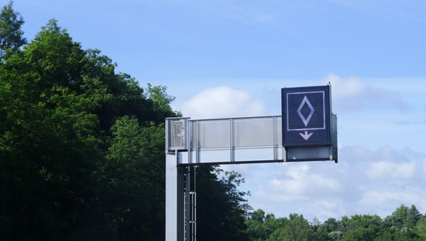 Znak carpooling z Francji