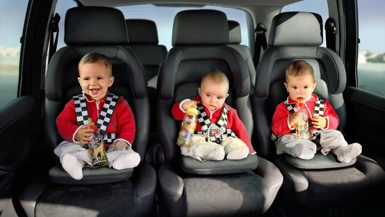 Są sytaucjie, gdzie dziecko można legalnie przewozić bez fotelika