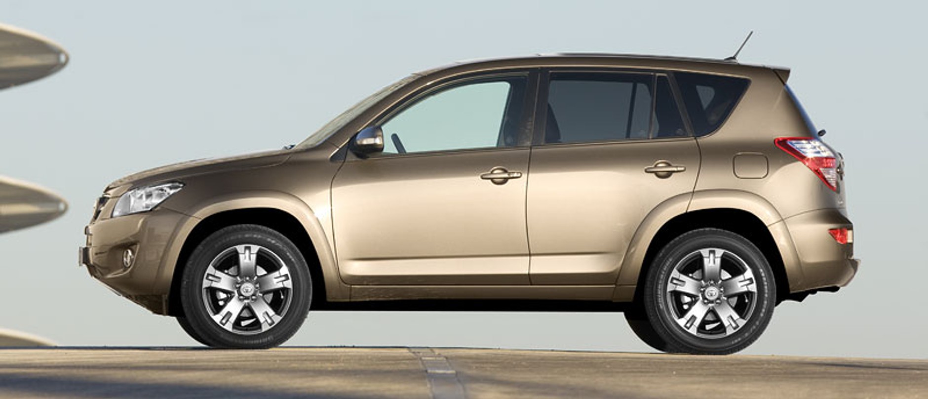 Bolonia 2008: Toyota RAV4 po faceliftingu