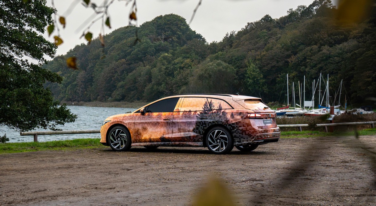 To będzie "Passat kombi" wśród elektryków. Są już pierwsze zdjęcia