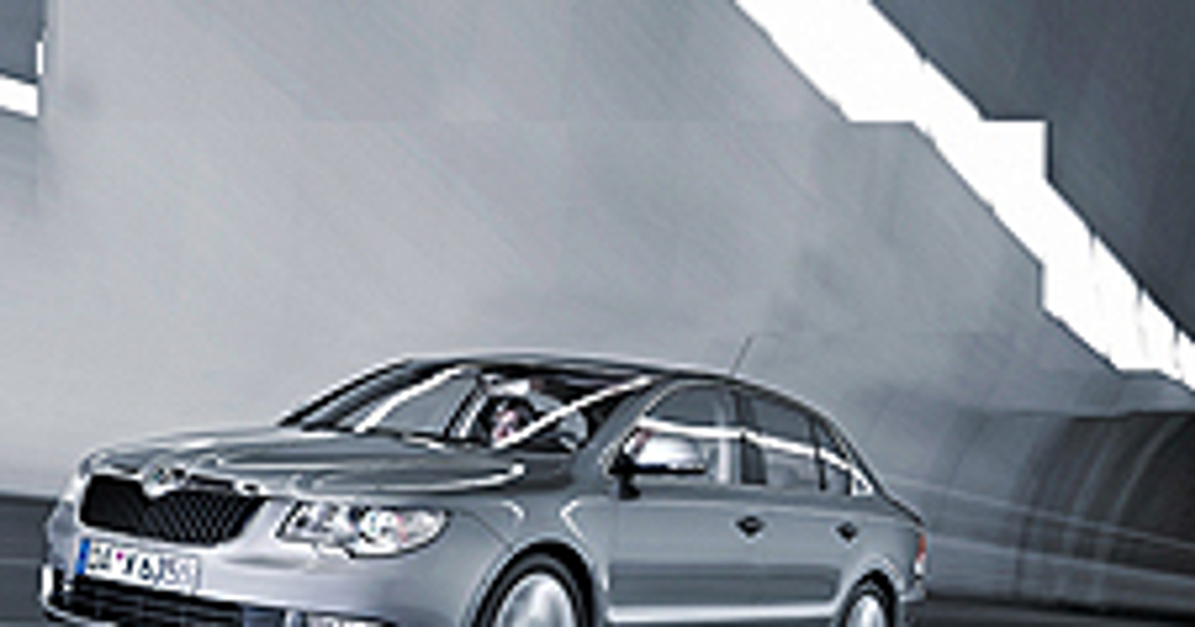 Nowa Skoda Superb - Olbrzym w promocji