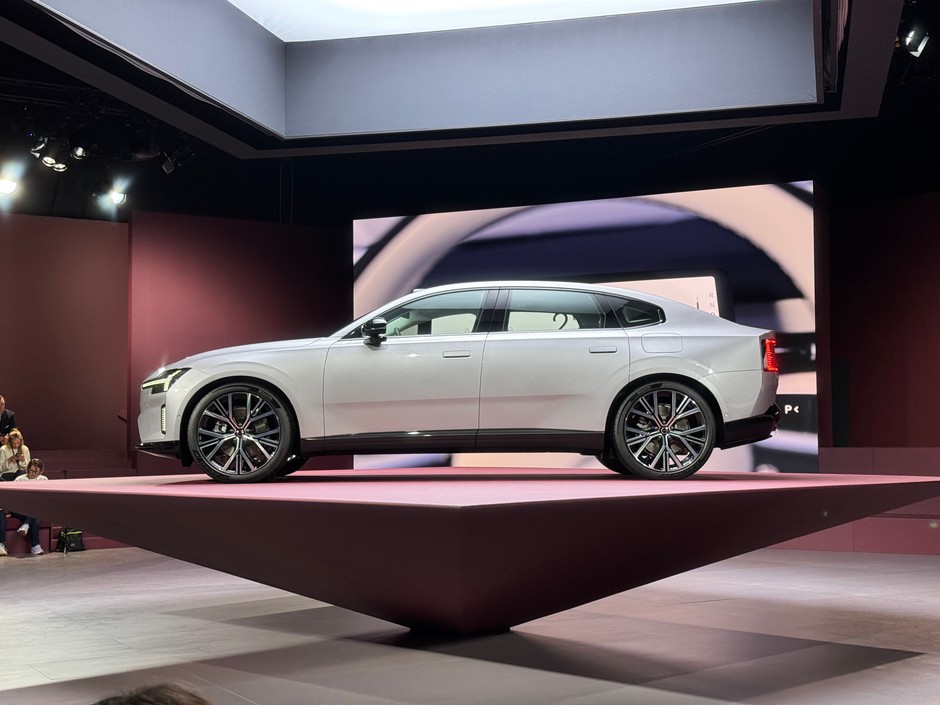 Volvo ES90 2025