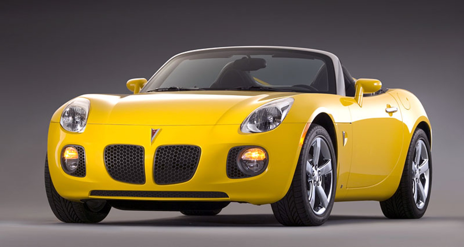 Pontiac Solstice i Saturn Sky: koniec wiatru we włosach (fotogaleria)