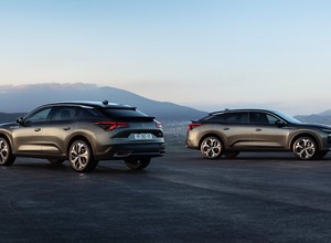 Citroen C5 X już dostępny. Nie jest najtańszy i zapomnij o dieslu
