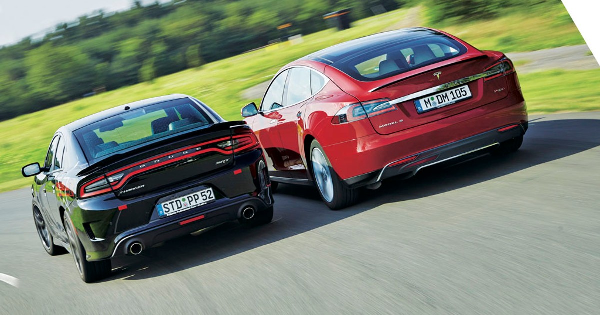 Brutal kontra anioł - czyli, Dodge Charger Hellcat kontra Tesla Model S P85D