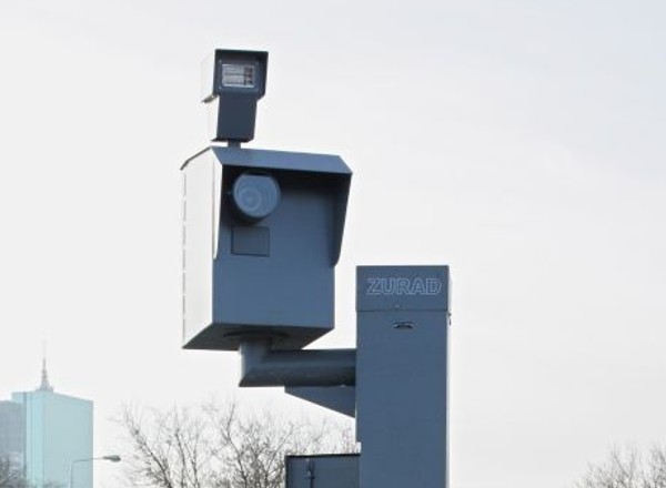 Telefon uchroni od mandatu