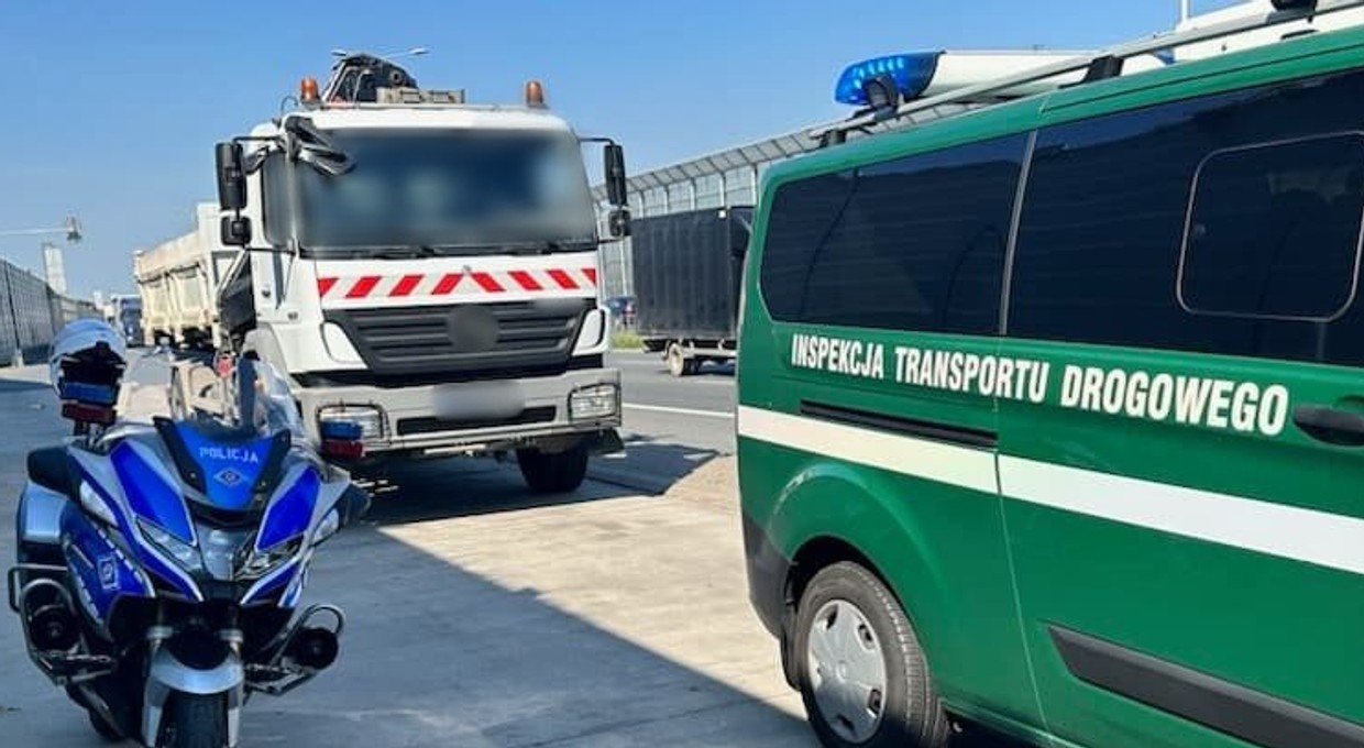 Inspektorzy ITD aż wyjęli kluczyki ze stacyjki. Zaczęło się od piasku