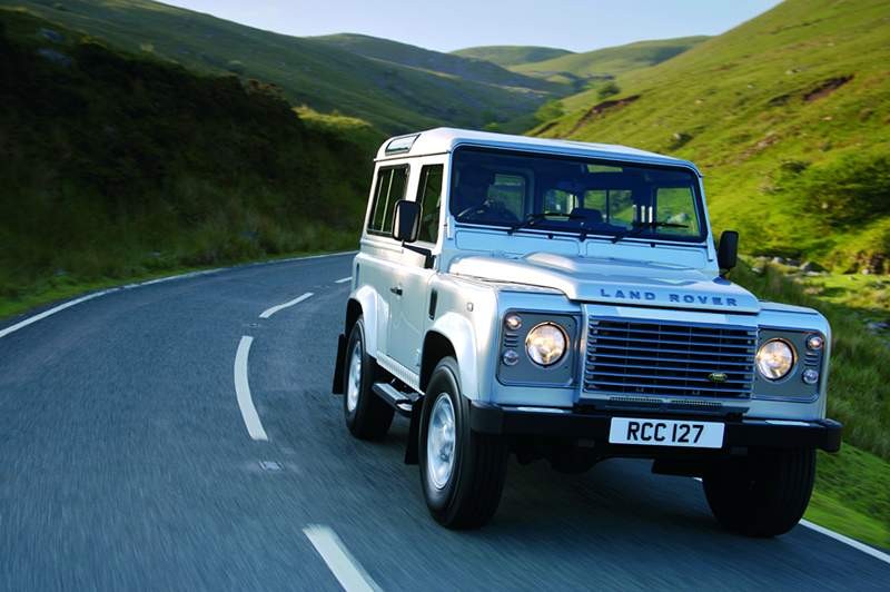 Land Rover Defender 2007: ten sam, a jednak inny