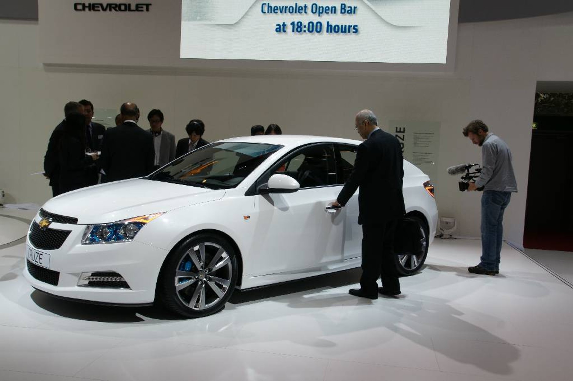 Paryż 2010: relacja z dnia prasowego (galeria 1.)