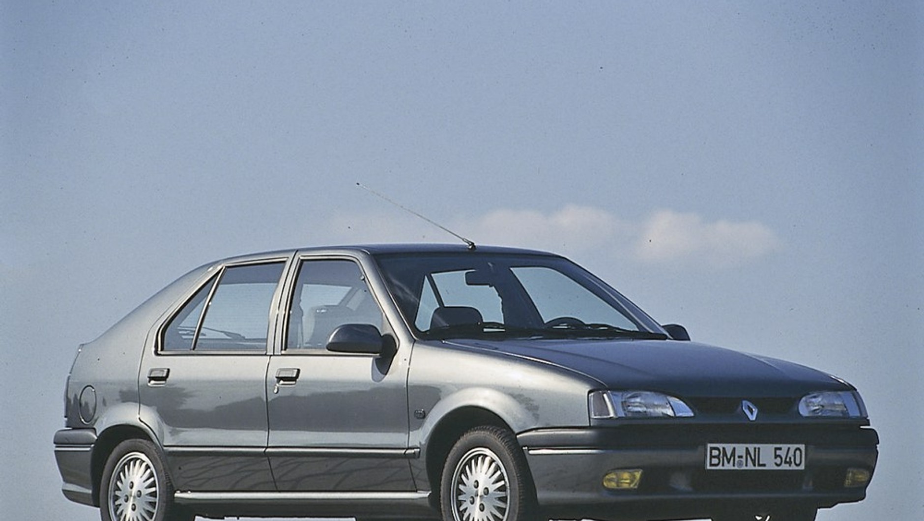 Renault 19