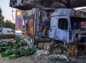 Podczas płacenia usłyszał wybuch. Potem zapaliła się stacja paliw