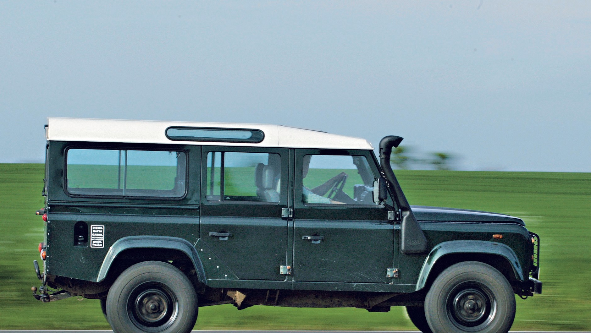 Klasyki, które nie są warte swojej ceny: Land Rover Defender 110 TD 5