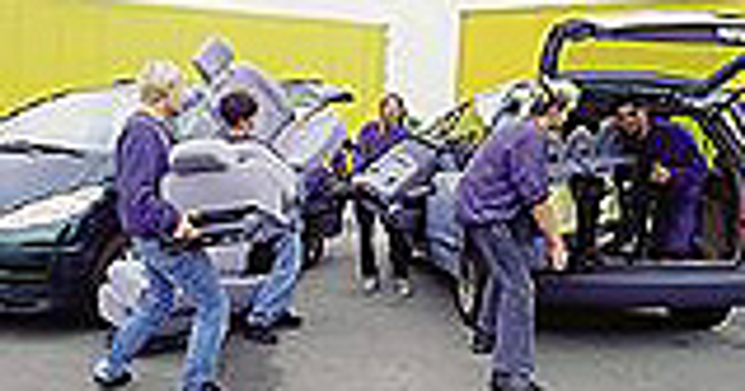 Chrysler Voyager 2.4, Toyota Previa 2.4 - Meblowozy
