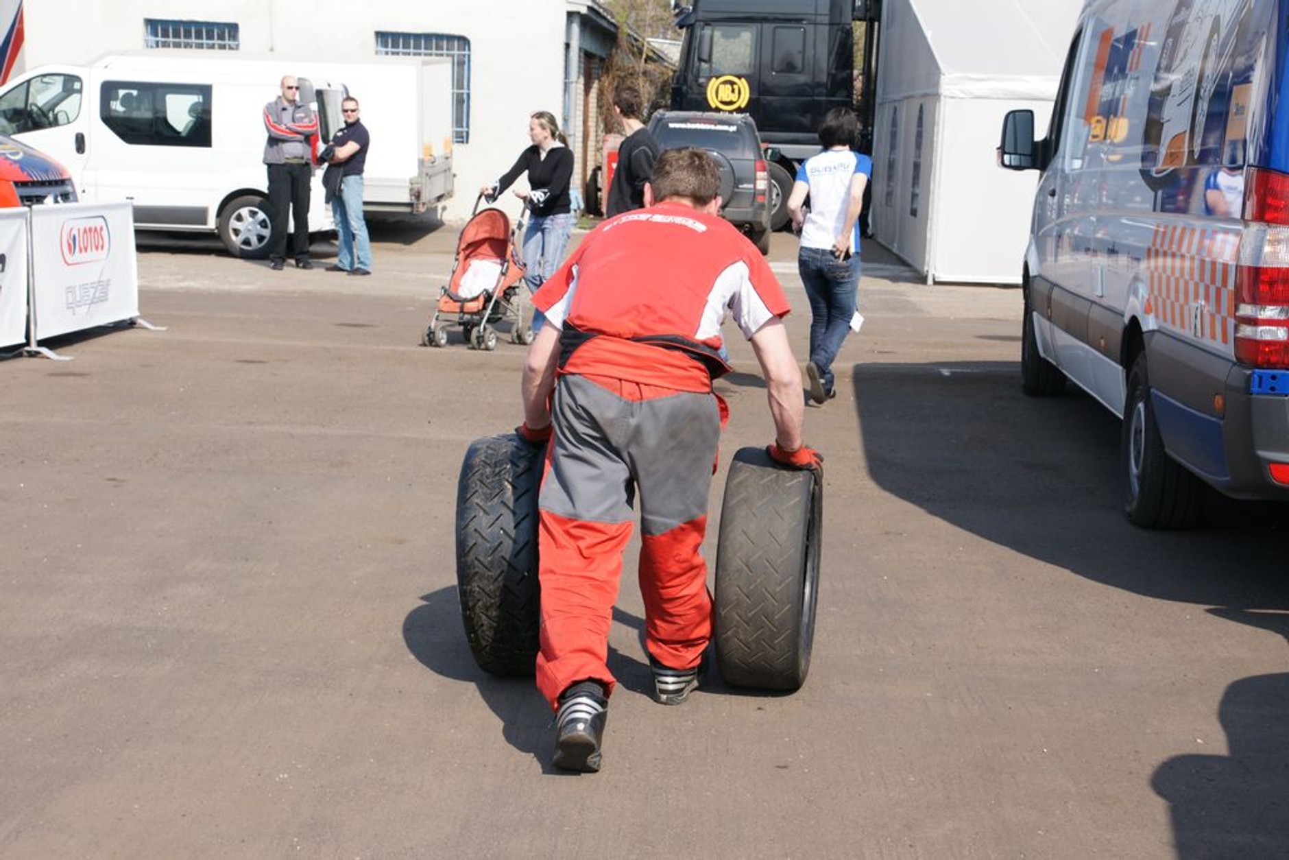 Rajd Elmot 2010: Sołowow, Kuchar, Kuzaj czy Kajetanowicz? (relacja z 2. etapu)