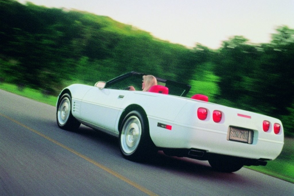 Chevrolet Corvette - Rakieta amerykańskich szos