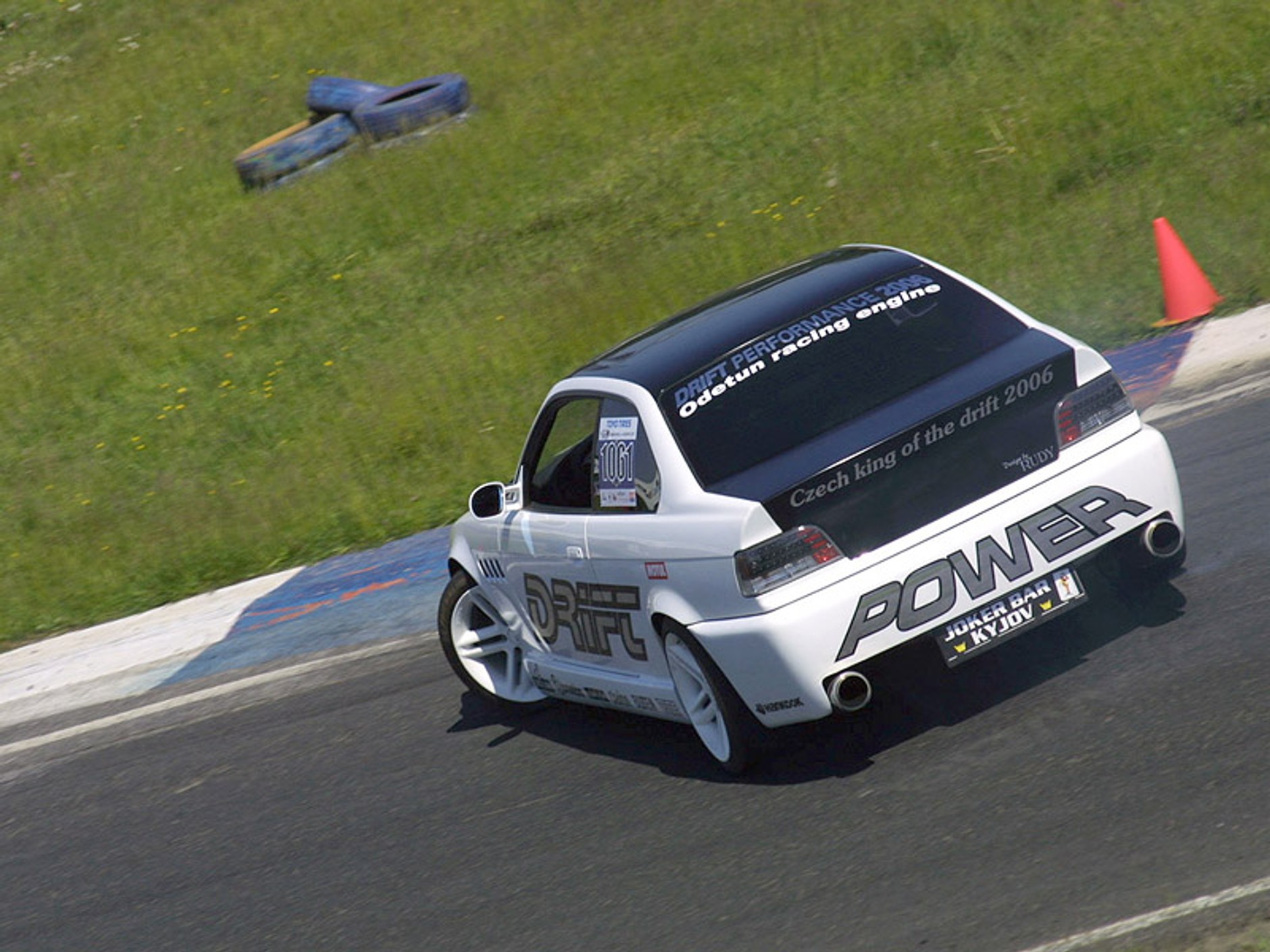 King of Europe Drift 2007: jazda bokiem (fotogaleria)