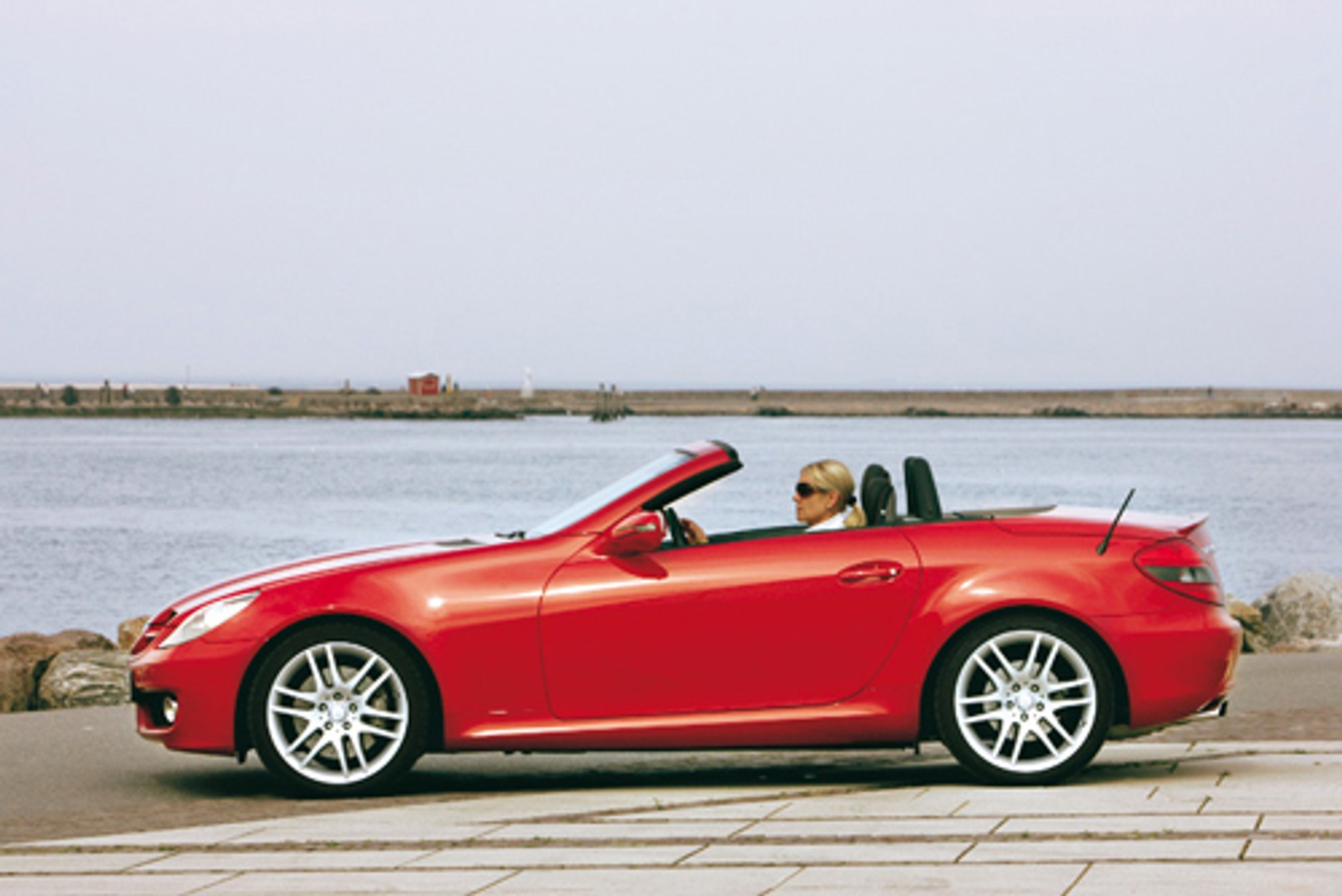 Kwintet na 1451 koni mechanicznych - BMW Z4 kontra Audi TTS, Mercedes SLK, Nissan 350Z i Porsche Boxster