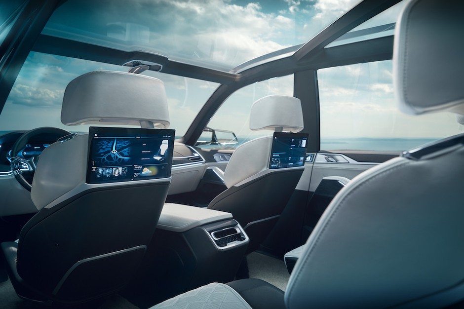 BMW Concept X7