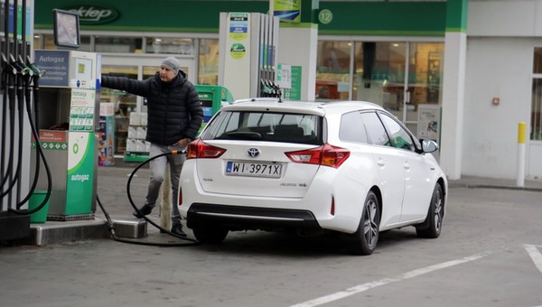 Polska Izba Gazu Płynnego ostrzega: W 2024 r. może być problem z tankowaniem