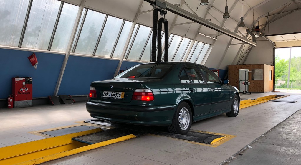 Badanie techniczne auta sprowadzonego