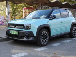 To najlepsze Renault wszech czasów. Nie tylko dlatego, że jest oszczędniejsze, niż podaje producent