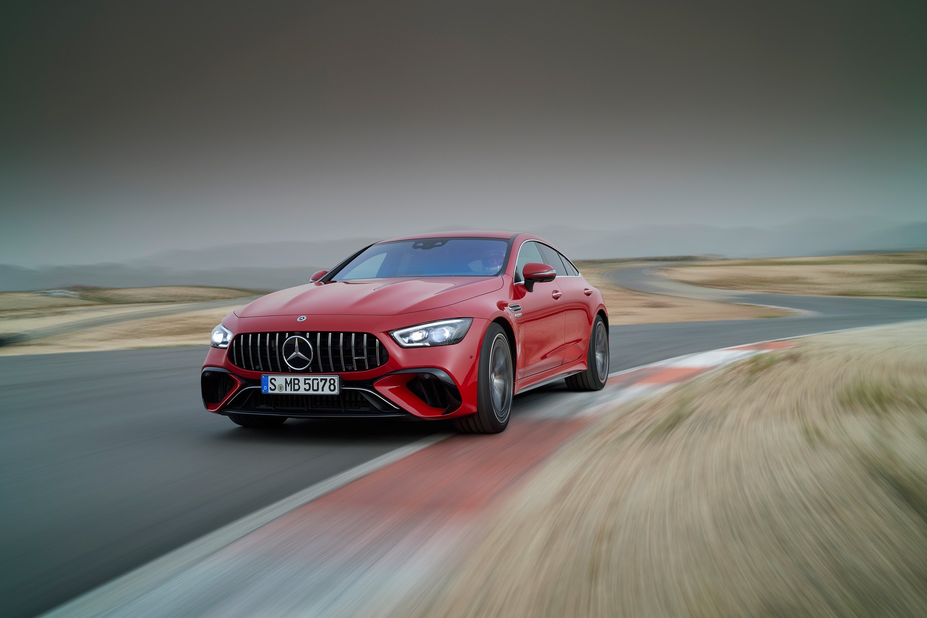 Mercedes AMG GT S E PERFORMANCE