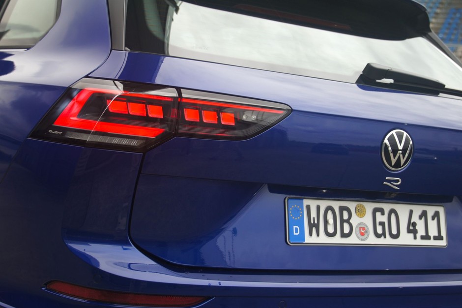 Volkswagen Golf R (2024)