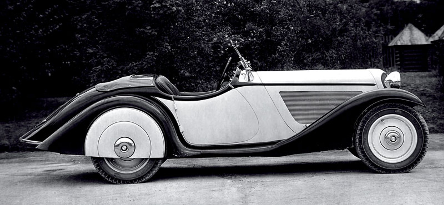 BMW: 75 lat roadsterów