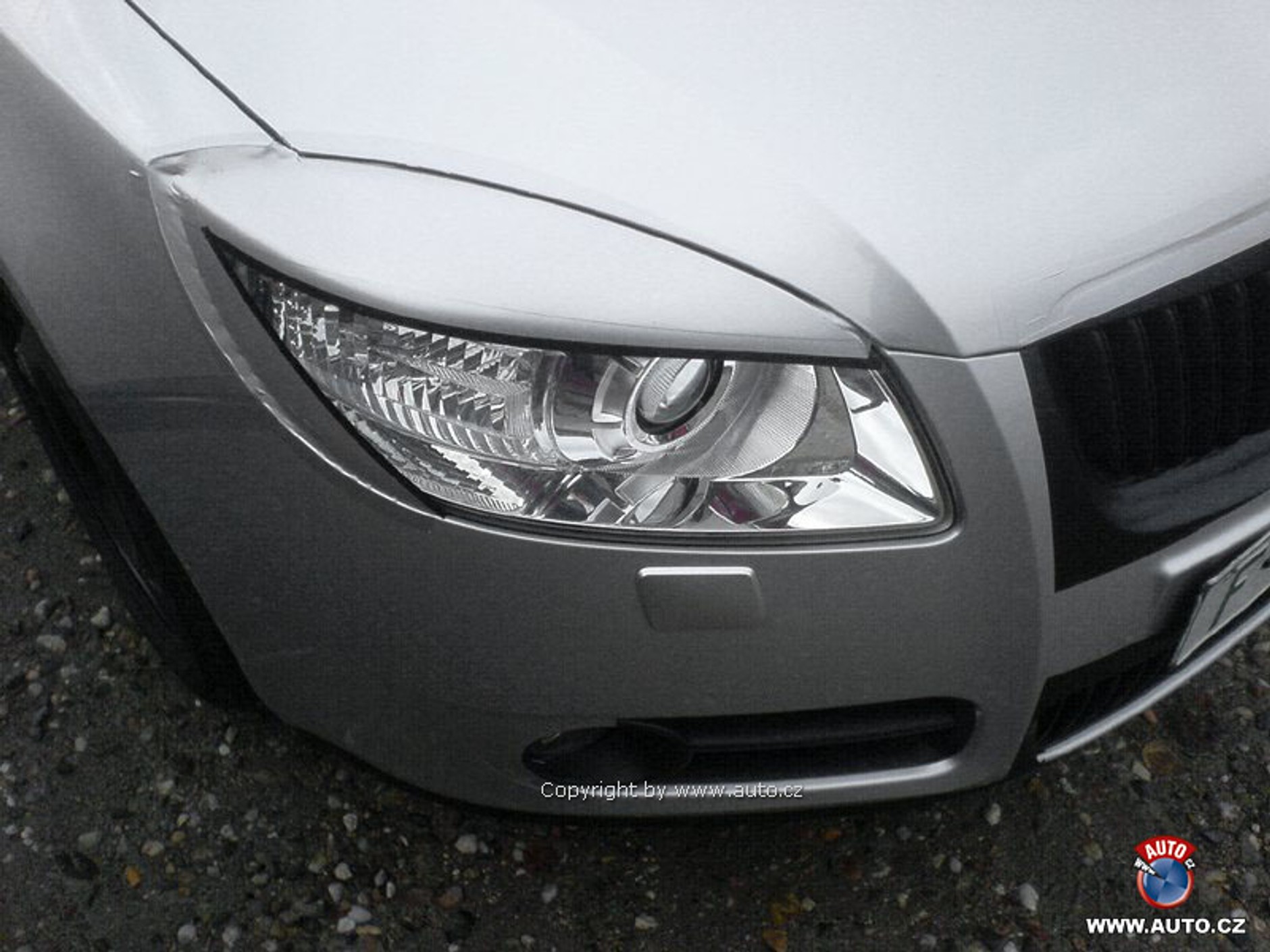 Nowa Skoda Fabia – statyczne zdjęcia w świetle dziennym