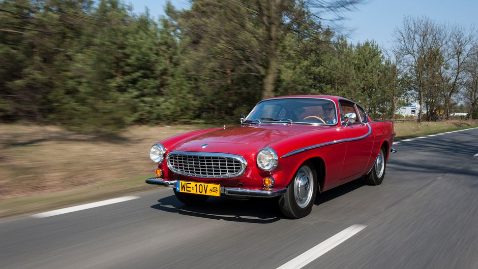 Volvo 1800 S - służbowe coupé Świętego
