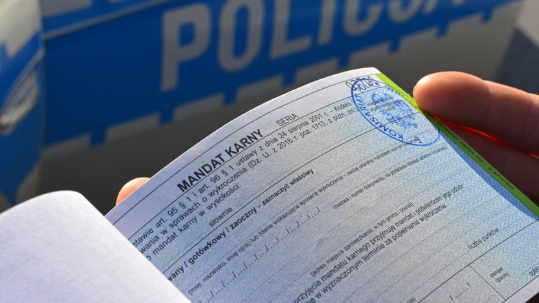 Mandat karny 1 - zdjęcie ilustracyjne