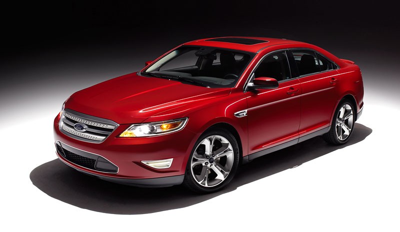 Ford Taurus SHO – rodzinny sedan w najostrzejszej wersji