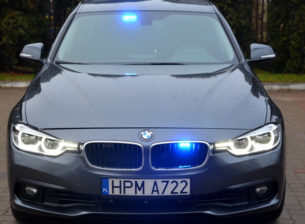 Nowy przetarg policji. O kontrakt powalczy BMW ze... Skodą
