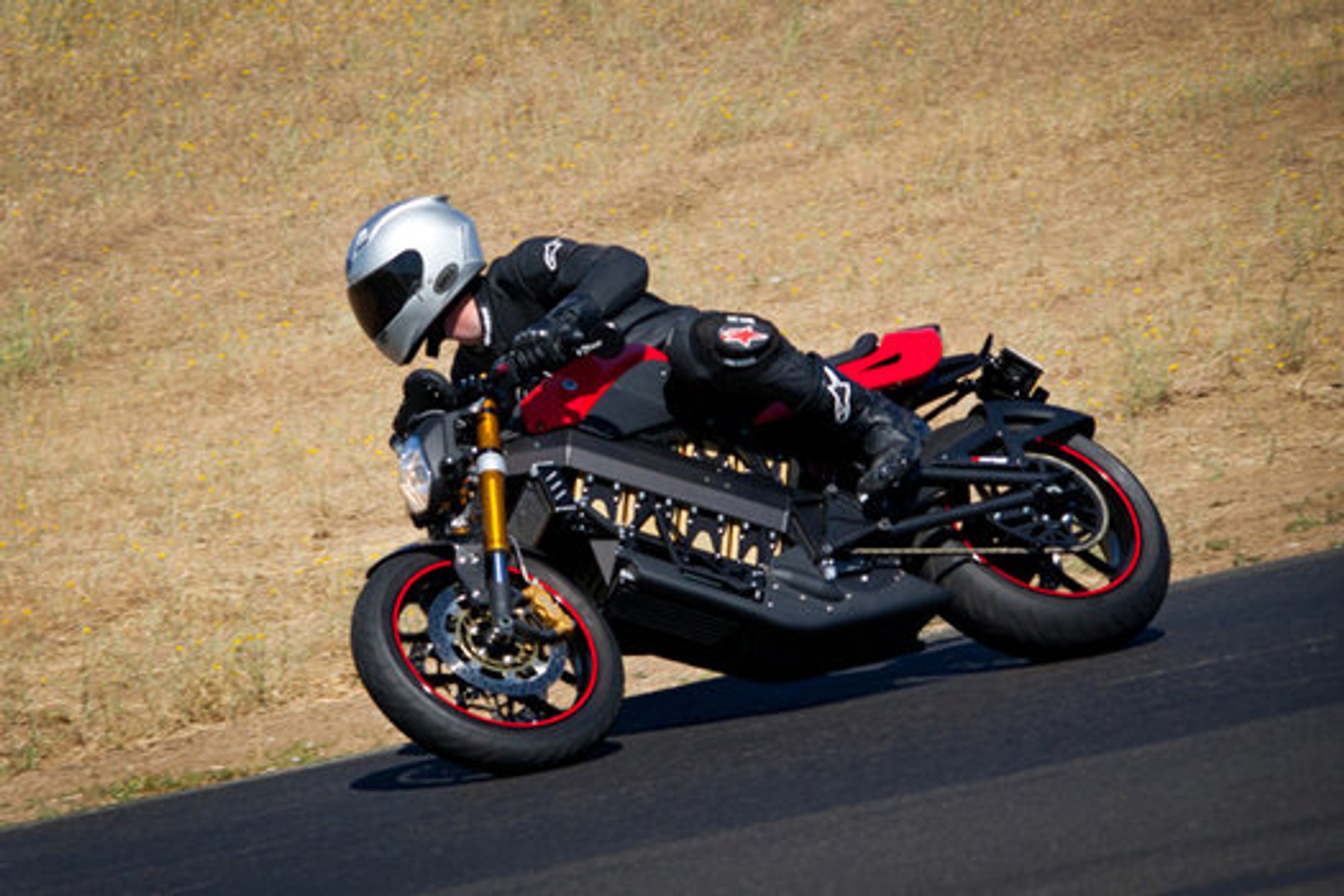 Brammo Empulse – elektryczny motocykl, który wyciąga 160 km/h