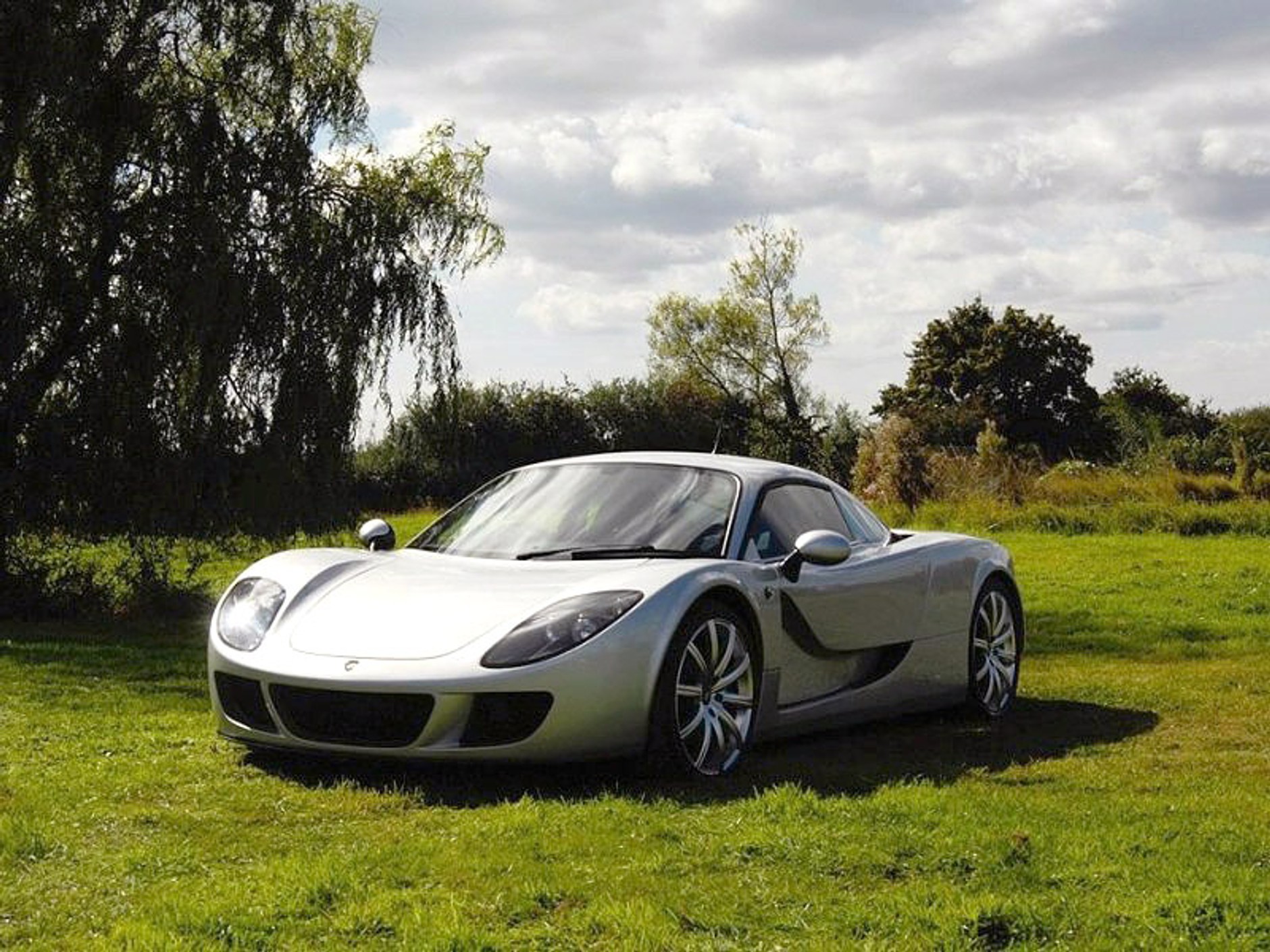 Farbio GTS: sprzedaż brytyjskiego dwumiejscowego coupé rozpoczęta