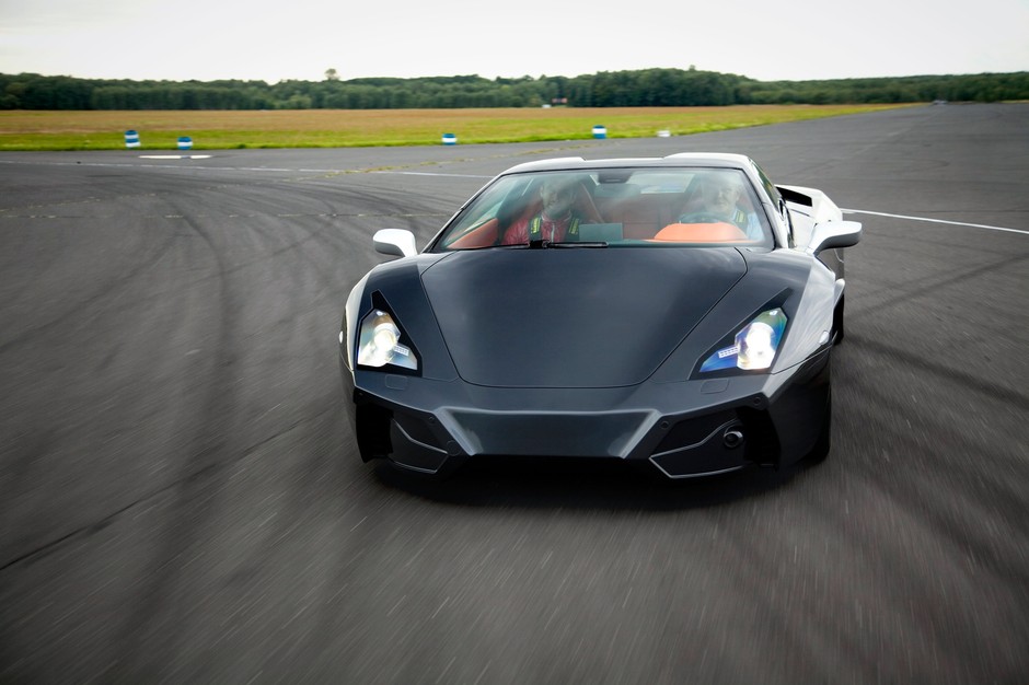 Arrinera - polski supersamochód