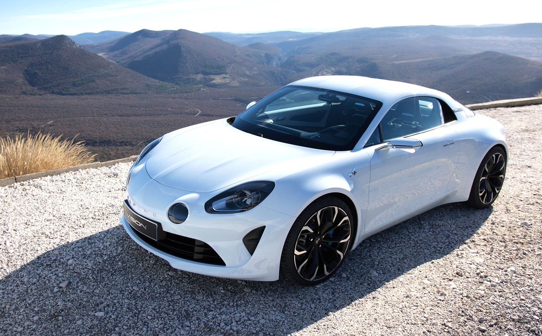 Renault przywraca blask Alpinie