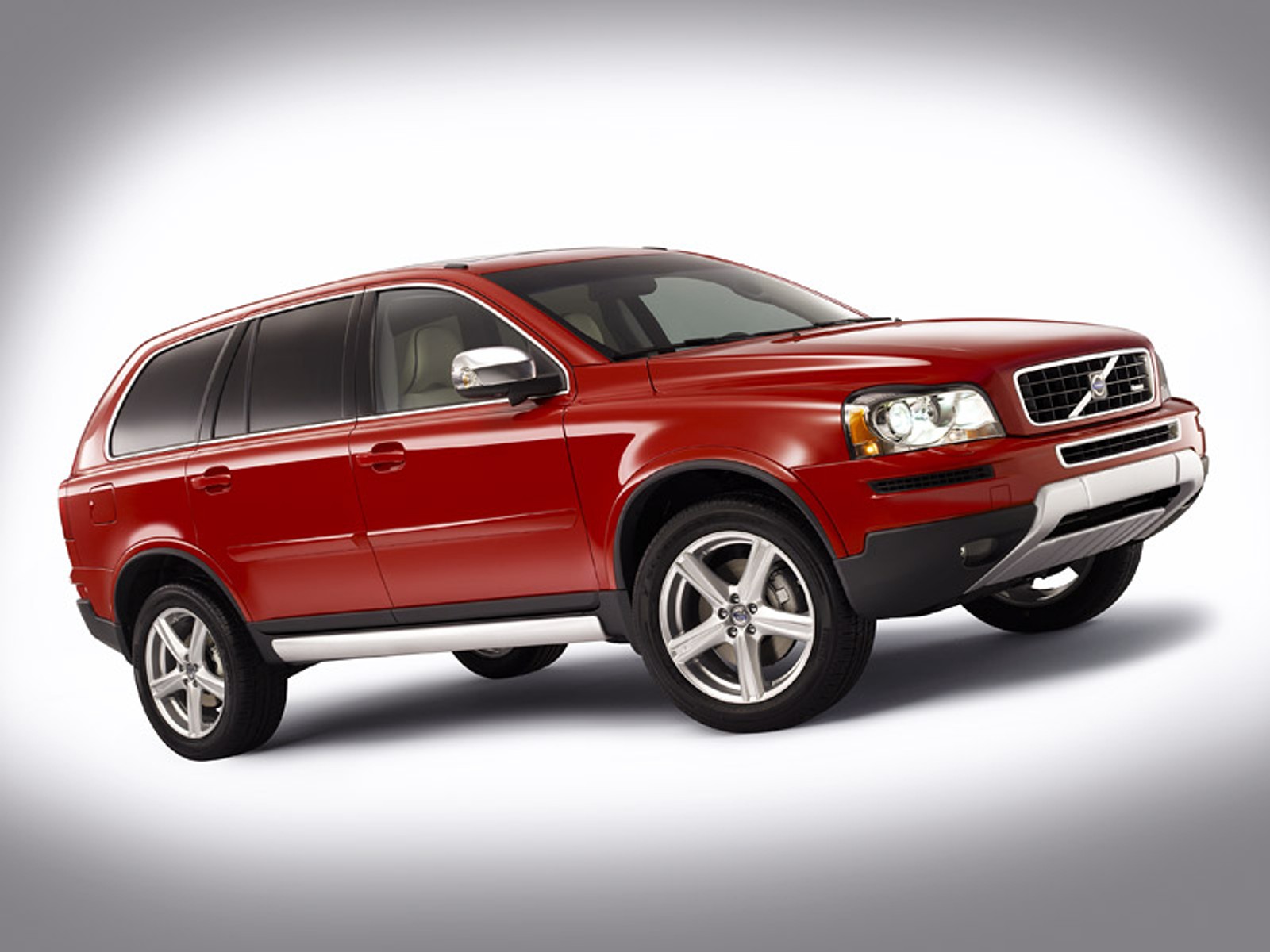 Volvo XC90 Sport R-Design – tuning fabryczny dla dużego Szweda