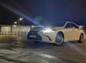 Asystenci w pakiecie, czyli co wspiera kierowcę na drodze