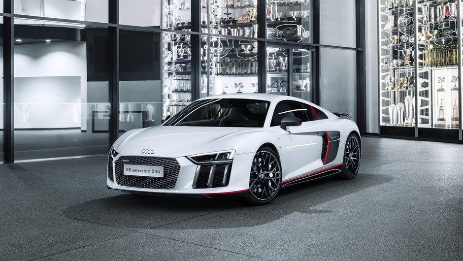 Audi R8 Coupe V10 plus