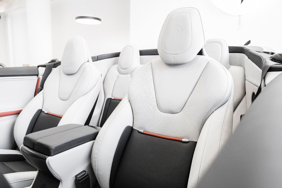 Tesla Model S bez dachu – dzieło włoskiego studia Ares Design